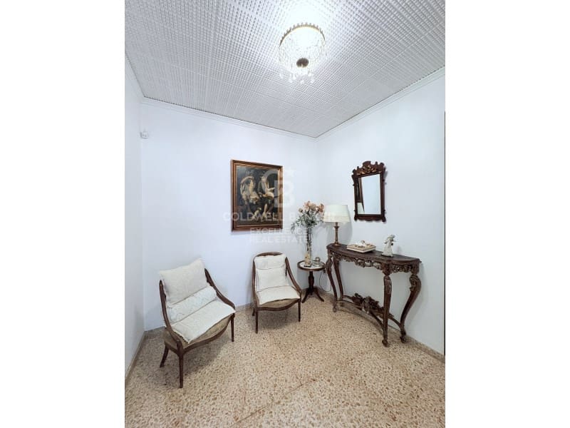 Commercial for sale in Oliva - € 750,000 (Ref: 9770566)