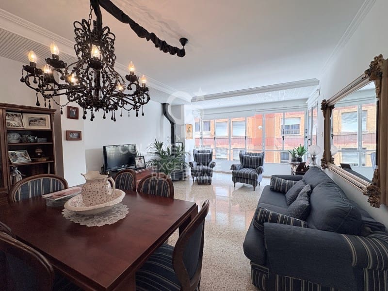 Commercial for sale in Oliva - € 750,000 (Ref: 9770566)