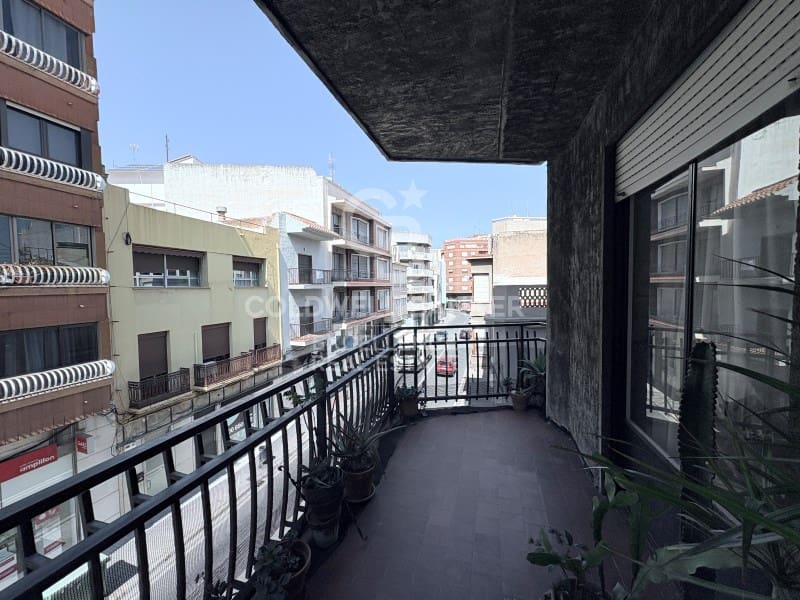 Commercial for sale in Oliva - € 750,000 (Ref: 9770566)