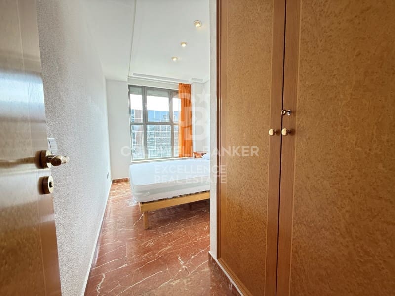 2 Zimmer Wohnung zu vermieten in Valencia Stadt mit Pool Garage - 1.800 € (Ref: 9777961)