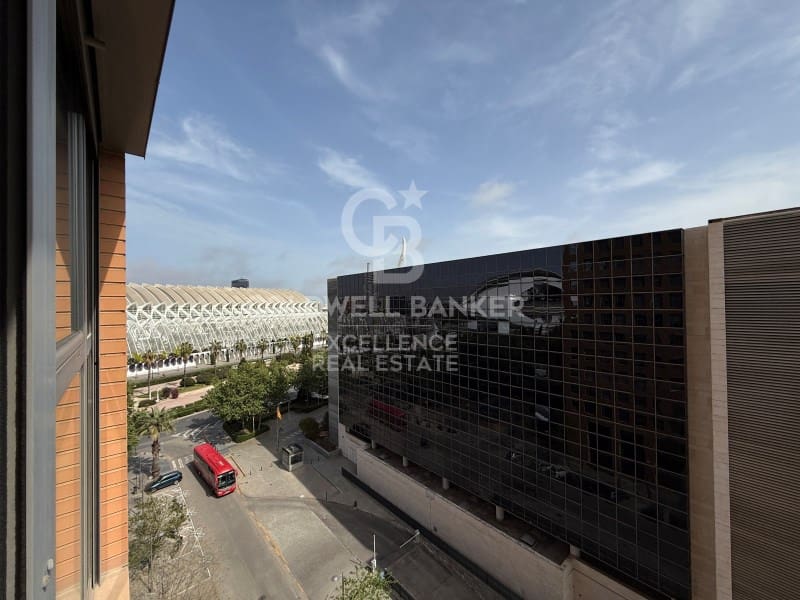 2 Zimmer Wohnung zu vermieten in Valencia Stadt mit Pool Garage - 1.800 € (Ref: 9777961)