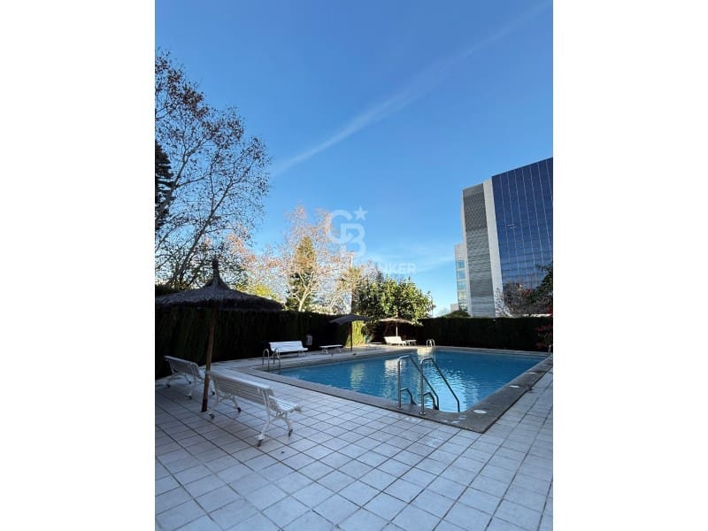 2 Zimmer Wohnung zu vermieten in Valencia Stadt mit Pool Garage - 1.800 € (Ref: 9777961)