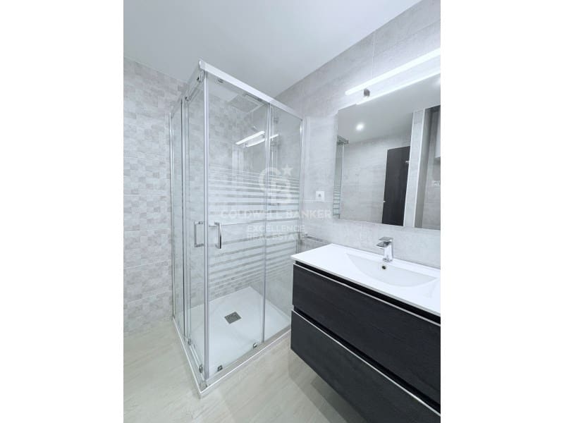 2 slaapkamer Flat te koop in Valencia stad - € 360.000 (Ref: 9840318)