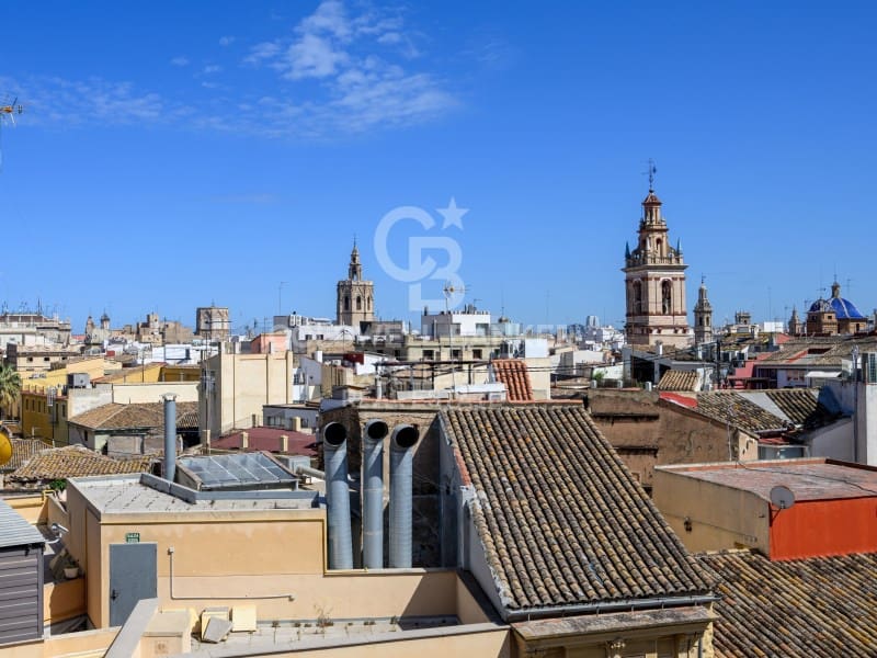 2 slaapkamer Flat te koop in Valencia stad - € 360.000 (Ref: 9840318)