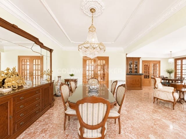 9 sypialnia Willa na sprzedaż w El Vedat de Torrente, Torrent z basenem garażem - 1 150 000 € (Ref: 9851305)