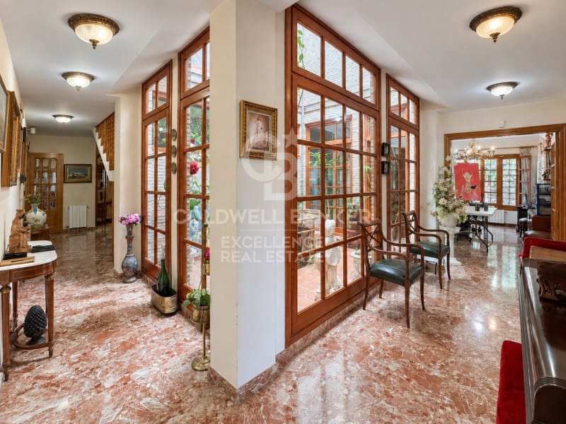 7 slaapkamer Villa te koop in Torrent met zwembad garage - € 1.150.000 (Ref: 9851305)
