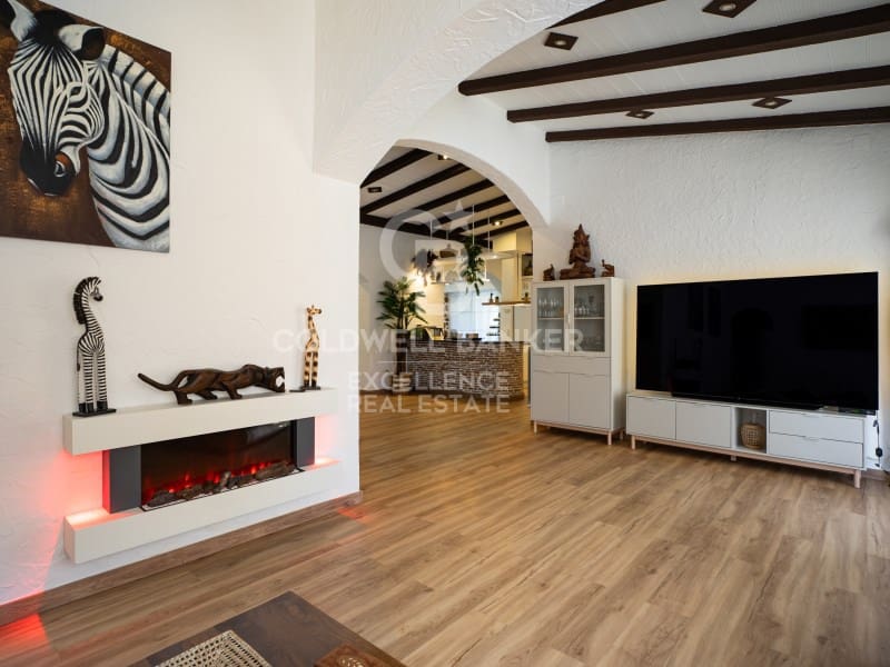 4 bedroom Villa for sale in Alcanar with pool garage - € 825,000 (Ref: 9851306)