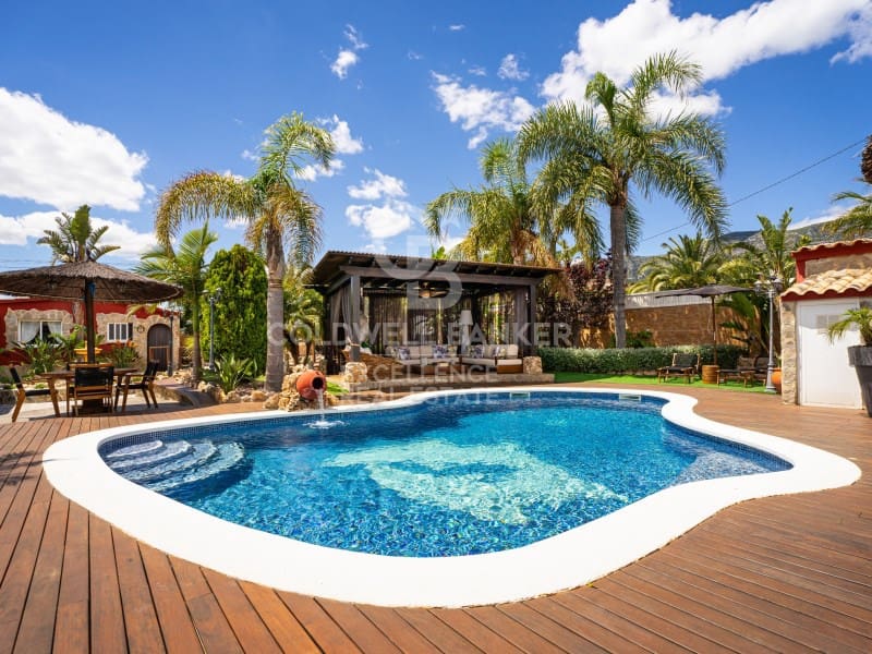4 bedroom Villa for sale in Alcanar with pool garage - € 825,000 (Ref: 9851306)