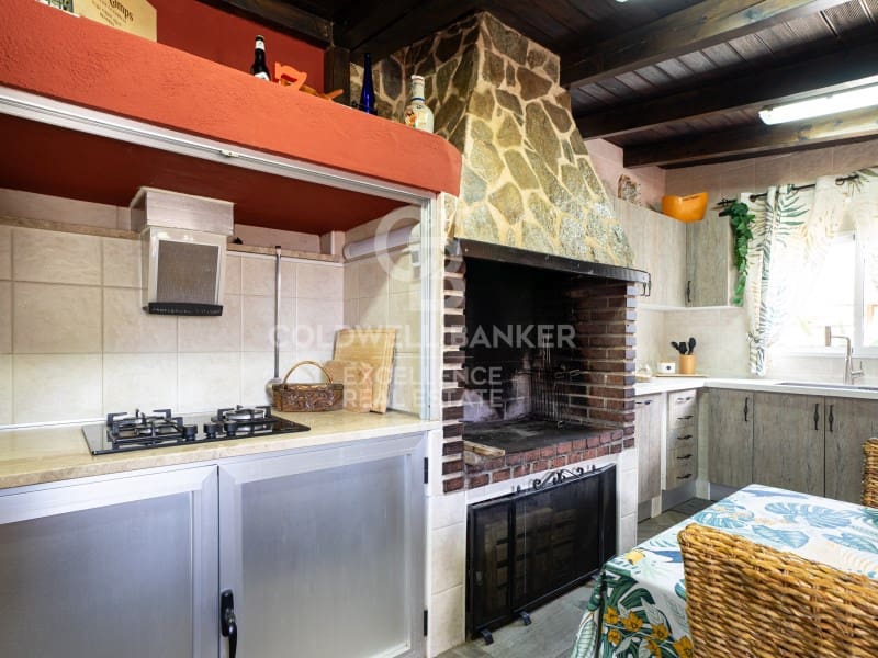 4 bedroom Villa for sale in Alcanar with pool garage - € 825,000 (Ref: 9851306)