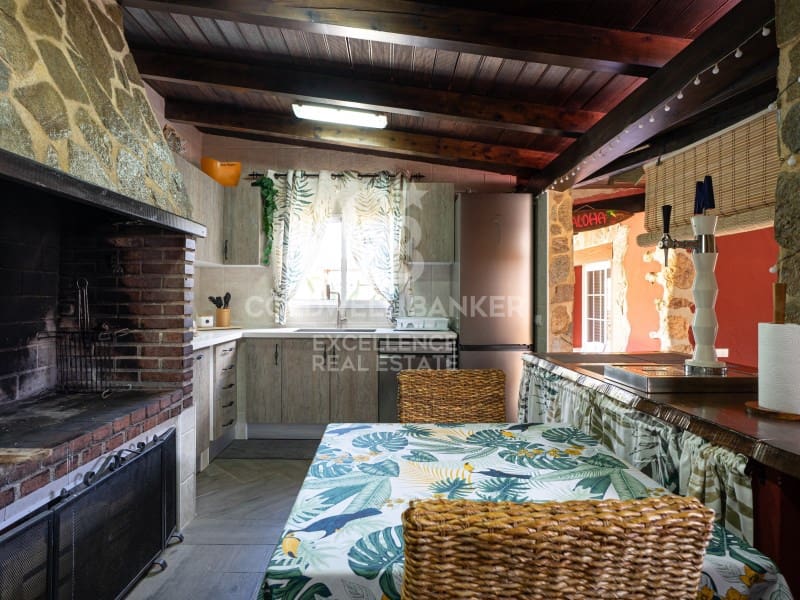 4 bedroom Villa for sale in Alcanar with pool garage - € 825,000 (Ref: 9851306)