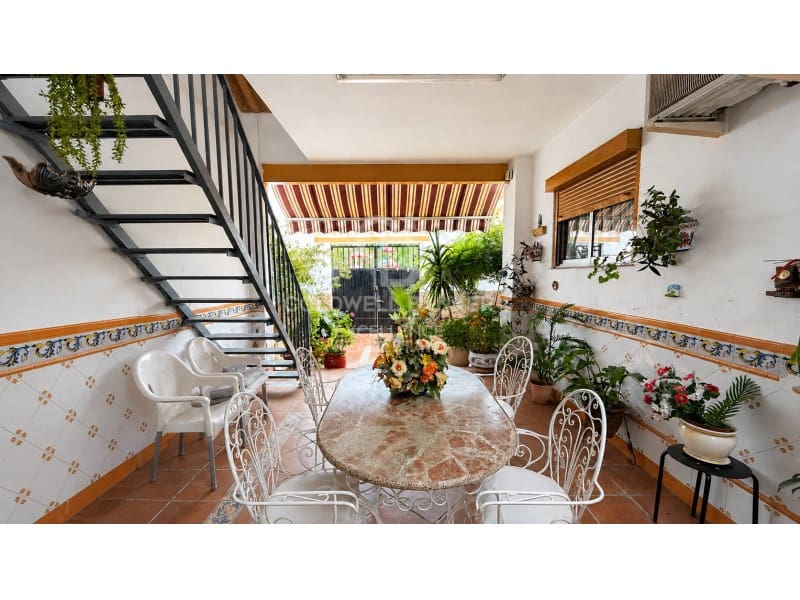 3 sovrum Hus till salu i Loriguilla - 265 000 € (Ref: 9851307)