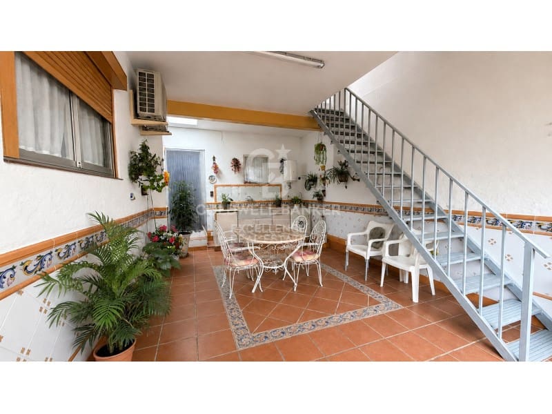 3 sovrum Hus till salu i Loriguilla - 265 000 € (Ref: 9851307)