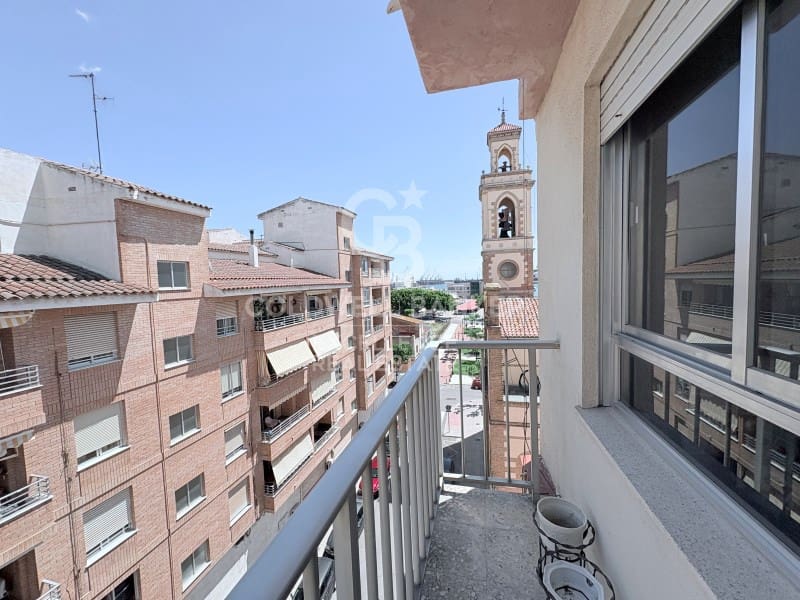 4 soveværelse Lejlighed til salg i Castello de la Plana - € 180.000 (Ref: 9851308)