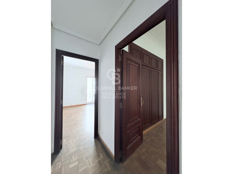 6 soverom Leilighet til salgs i Valencia by med garasje - € 750 000 (Ref: 9851309)