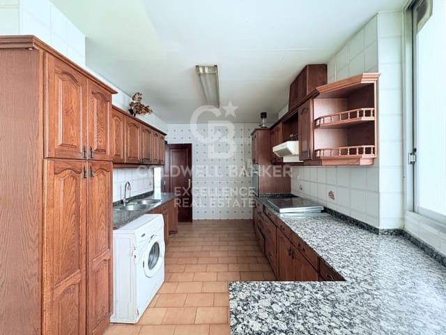 6 soverom Leilighet til salgs i Arrancapins, Valencia by med garasje - € 750 000 (Ref: 9851309)