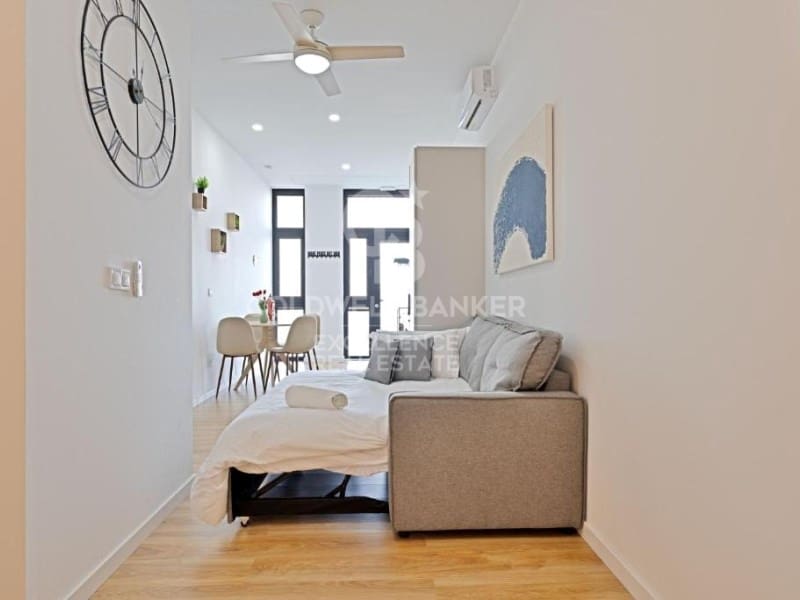 1 bedroom Apartment for sale in Valencia city - € 220,000 (Ref: 9861757)