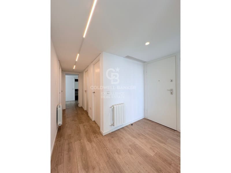 4 sovrum Lägenhet till salu i Valencia stad med garage - 800 000 € (Ref: 9868476)