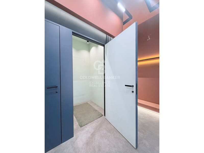 Erhverv til leje i Valencia by - € 3.500 (Ref: 9868477)