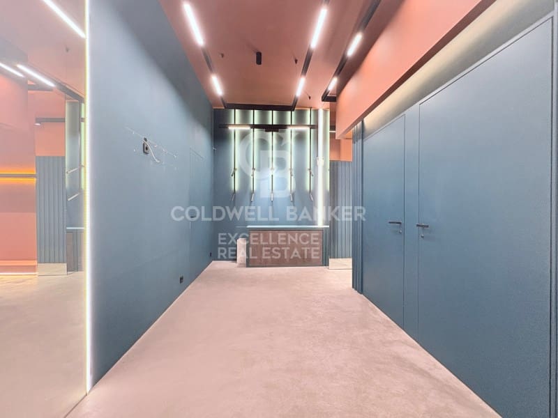 Erhverv til leje i Valencia by - € 3.500 (Ref: 9868477)
