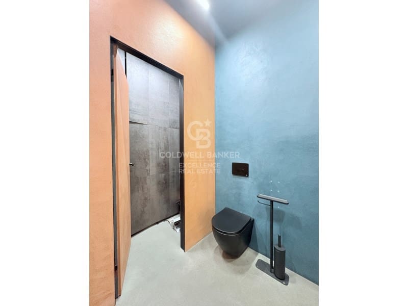 Erhverv til leje i Valencia by - € 3.500 (Ref: 9868477)