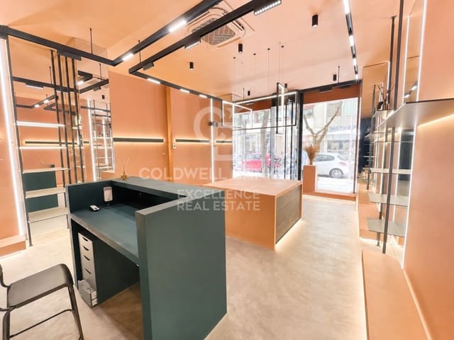 Erhverv til leje i Ciutat Vella, Valencia by - € 3.500 (Ref: 9868477)