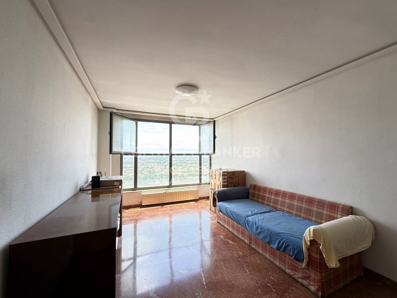 2 bedroom Flat for sale in Valencia city - € 580,000 (Ref: 9868478)