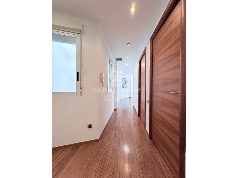 3 camera da letto Appartamento da affittare in Valencia citta - 2.500 € (Rif: 9869963)