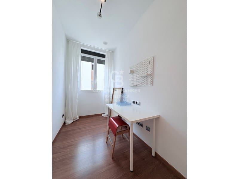 3 camera da letto Appartamento da affittare in Valencia citta - 2.500 € (Rif: 9869963)