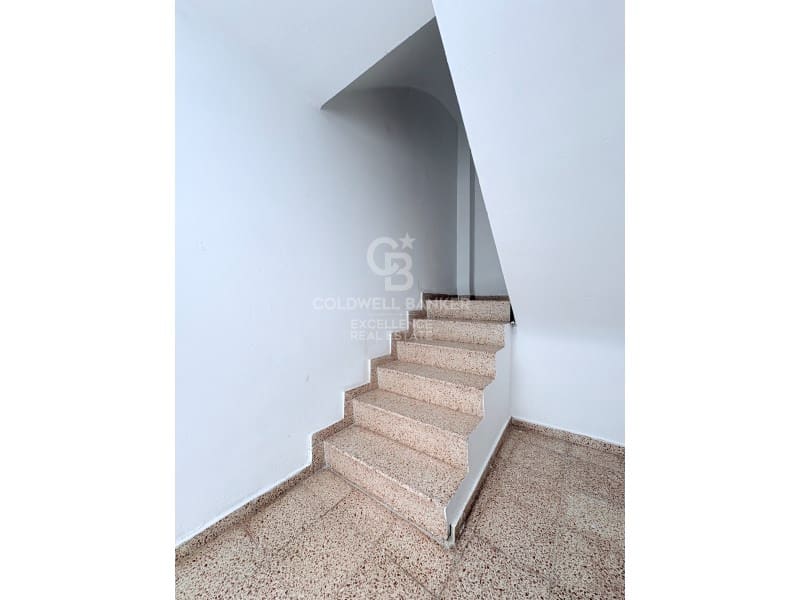6 soverom Hus til salgs i Serra med garasje - € 290 000 (Ref: 9884894)