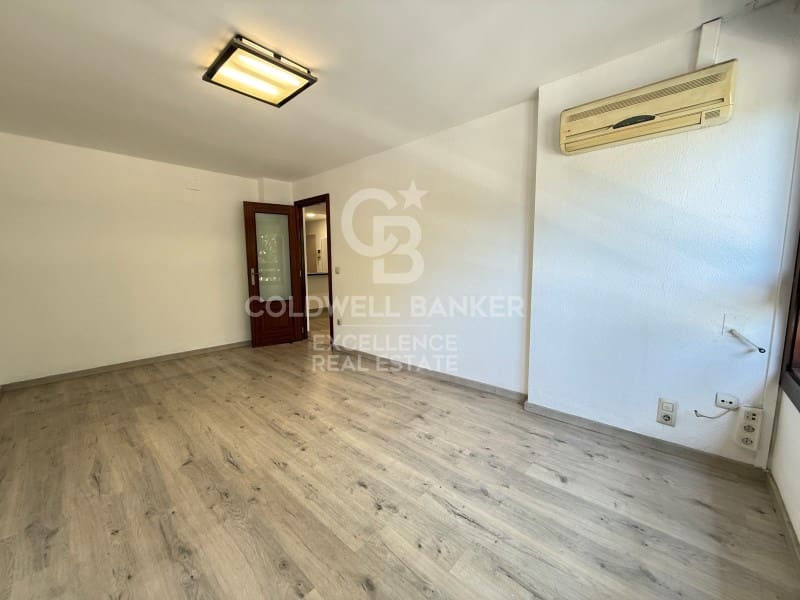 5 camera da letto Appartamento da affittare in Valencia citta - 3.000 € (Rif: 9892433)