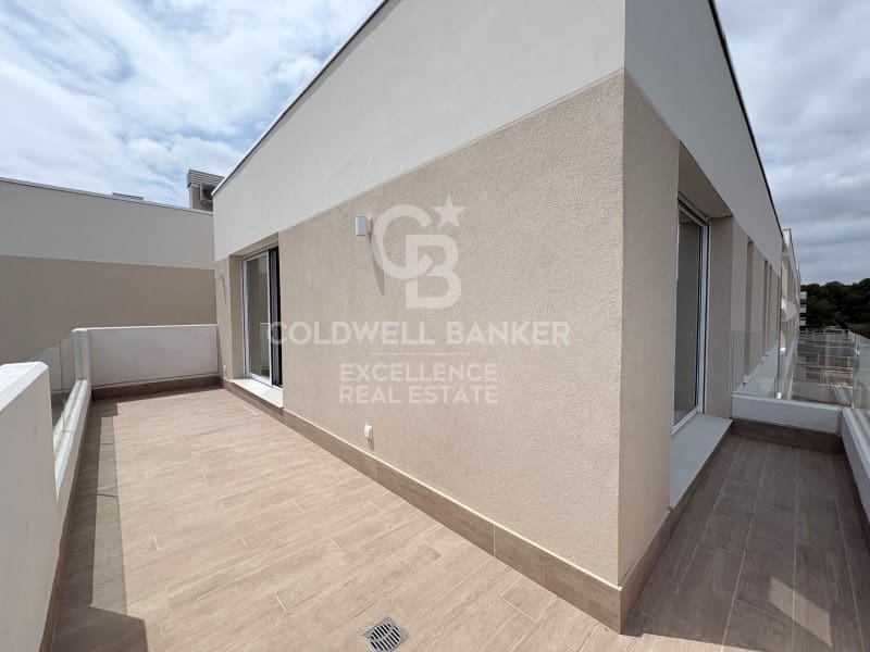 3 quarto Apartamento para arrendar em Valencia cidade com piscina garagem - 1 850 € (Ref: 9910529)