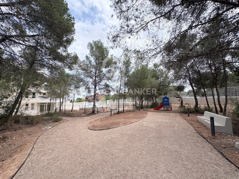 3 quarto Apartamento para arrendar em Valencia cidade com piscina garagem - 1 850 € (Ref: 9910529)