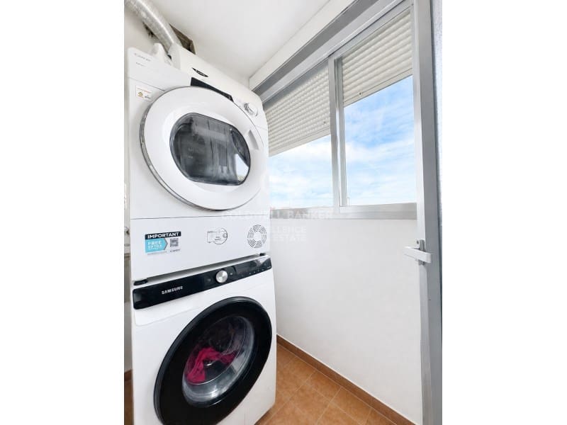 3 sypialnia Apartament przy plaży na sprzedaż w Puig z basenem - 385 000 € (Ref: 9910530)