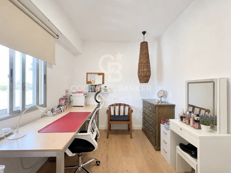 3 sypialnia Apartament przy plaży na sprzedaż w Puig z basenem - 385 000 € (Ref: 9910530)