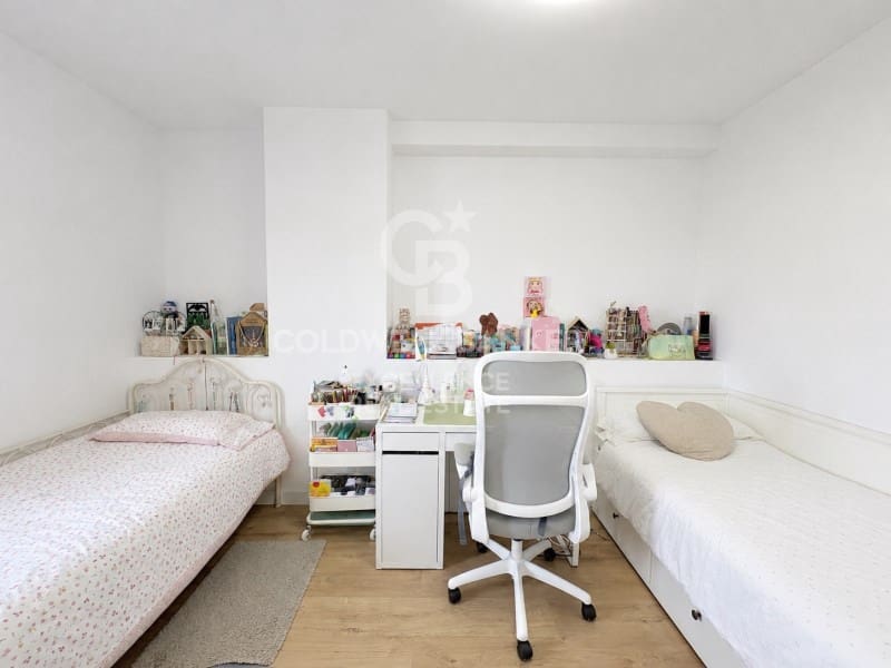 3 sypialnia Apartament przy plaży na sprzedaż w Puig z basenem - 385 000 € (Ref: 9910530)