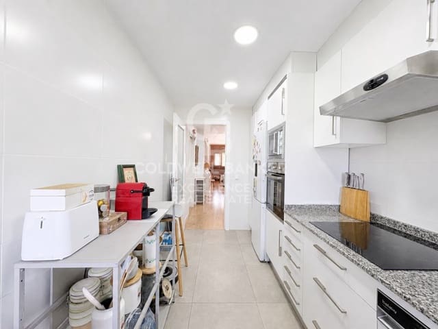 3 slaapkamer Strandappartement te koop in Puig met zwembad - € 385.000 (Ref: 9910530)