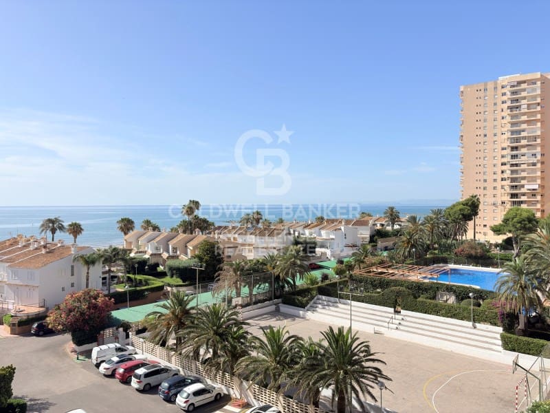 3 sypialnia Apartament przy plaży na sprzedaż w Puig z basenem - 385 000 € (Ref: 9910530)