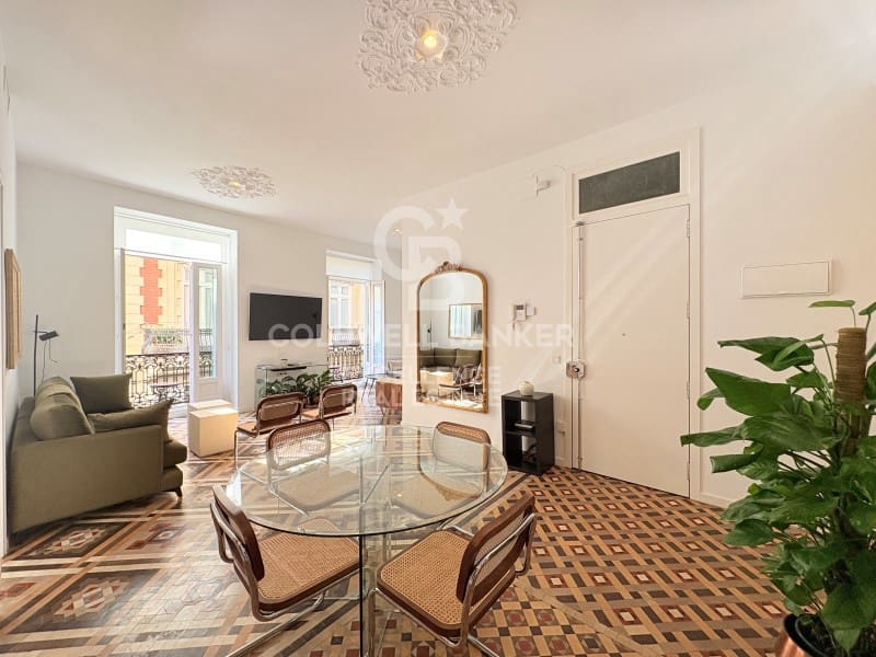 3 soveværelse Lejlighed til leje i Valencia by - € 5.000 (Ref: 9912808)