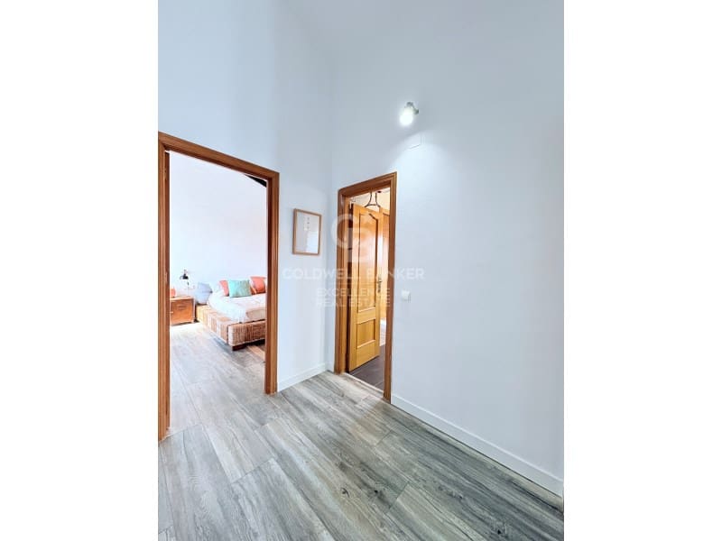 5 Zimmer Villa zu verkaufen in Chiva mit Pool Garage - 850.000 € (Ref: 9929067)