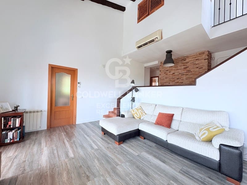 5 Zimmer Villa zu verkaufen in Chiva mit Pool Garage - 850.000 € (Ref: 9929067)