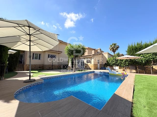 5 Zimmer Villa zu verkaufen in Chiva mit Pool Garage - 850.000 € (Ref: 9929067)