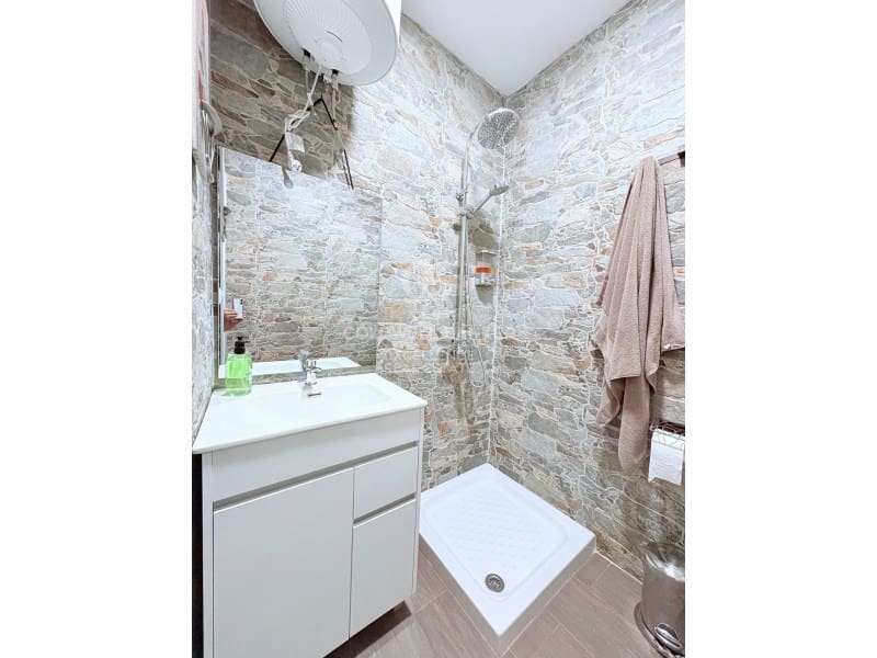 5 Zimmer Villa zu verkaufen in Chiva mit Pool Garage - 850.000 € (Ref: 9929067)