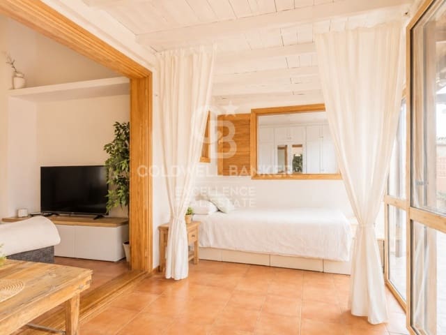 4 soveværelse Villa til salg i Corralejo, La Oliva - € 729.000 (Ref: 9947554)