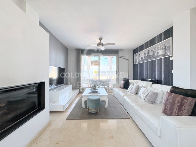 4 soveværelse Semi-Rækkehus til salg i Burriana / Borriana med swimmingpool garage - € 450.000 (Ref: 9978518)