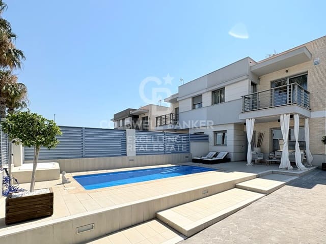 4 soveværelse Semi-Rækkehus til salg i Burriana / Borriana med swimmingpool garage - € 450.000 (Ref: 9978518)