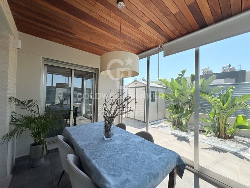 4 soveværelse Semi-Rækkehus til salg i Burriana / Borriana med swimmingpool garage - € 450.000 (Ref: 9978518)