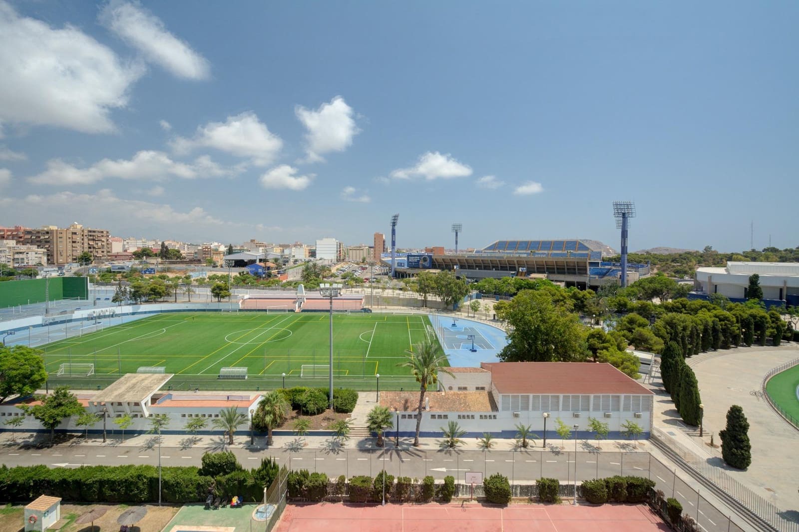 4 quarto Apartamento para venda em Alicante cidade com piscina - 299 000 € (Ref: 10004182)