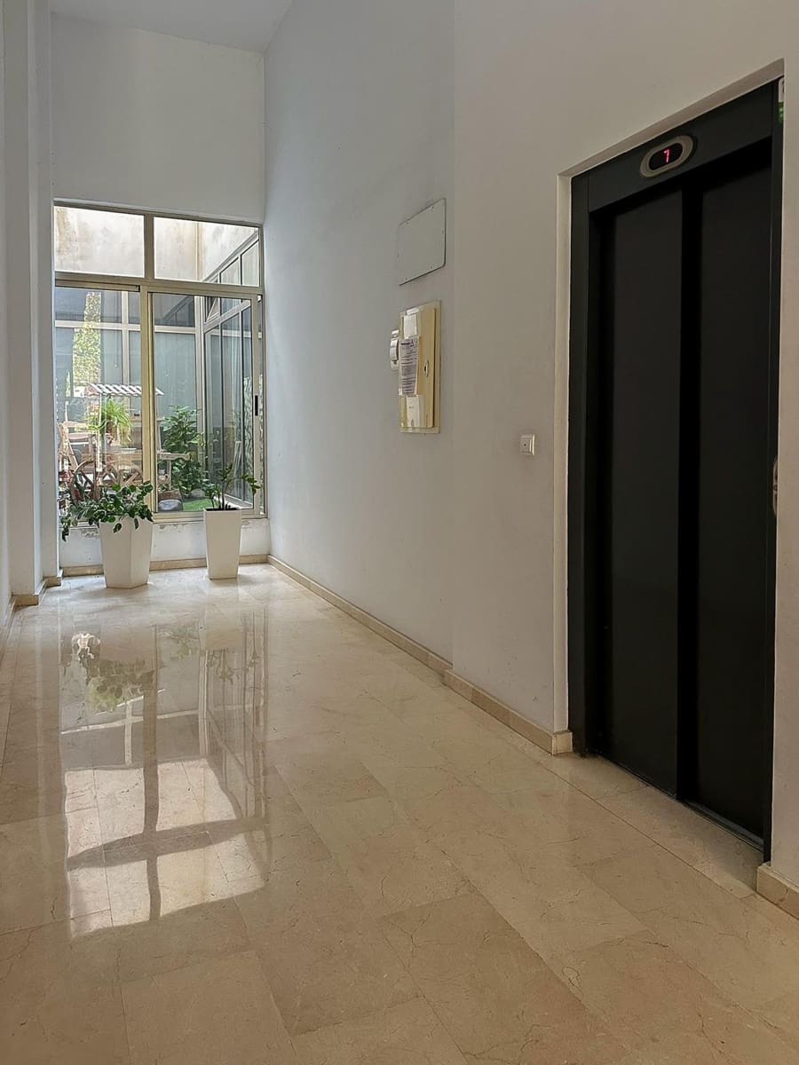 1 soveværelse Penthouse til salg i Alicante by med garage - € 429.500 (Ref: 10142643)