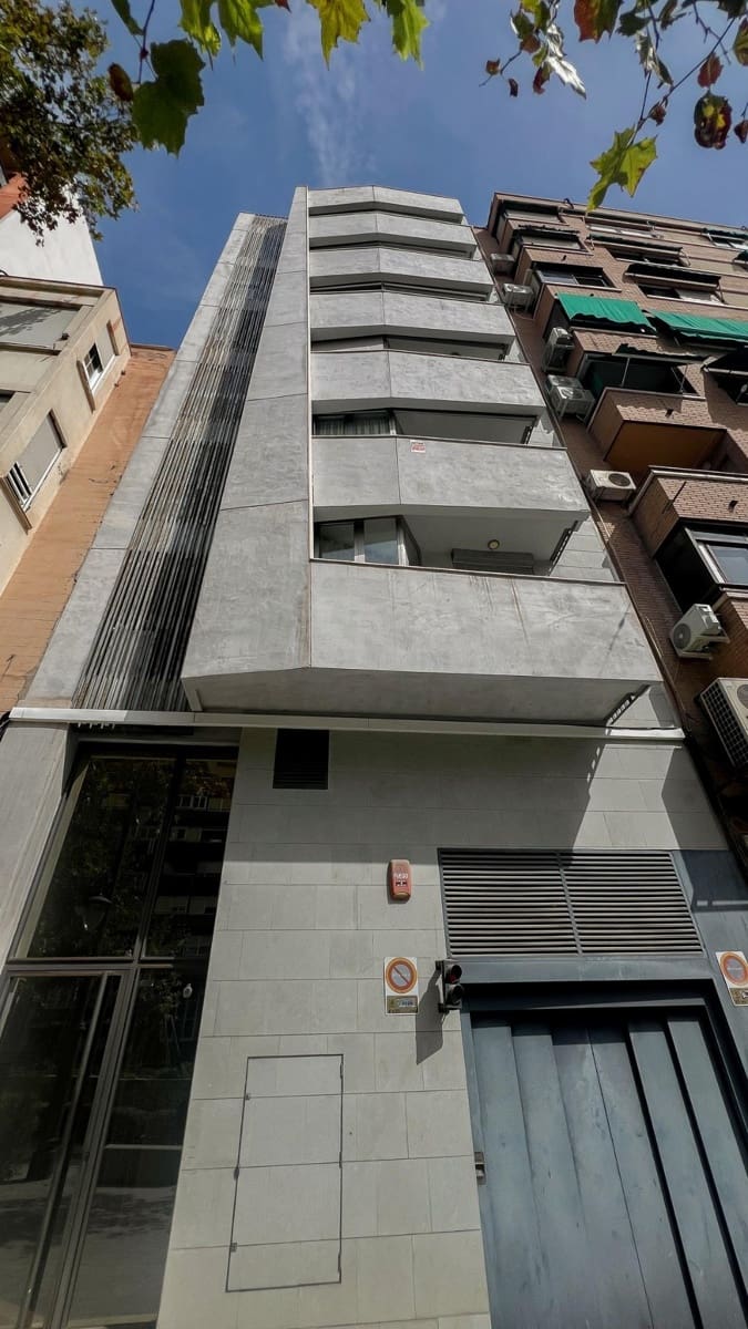 1 soveværelse Penthouse til salg i Alicante by med garage - € 429.500 (Ref: 10142643)