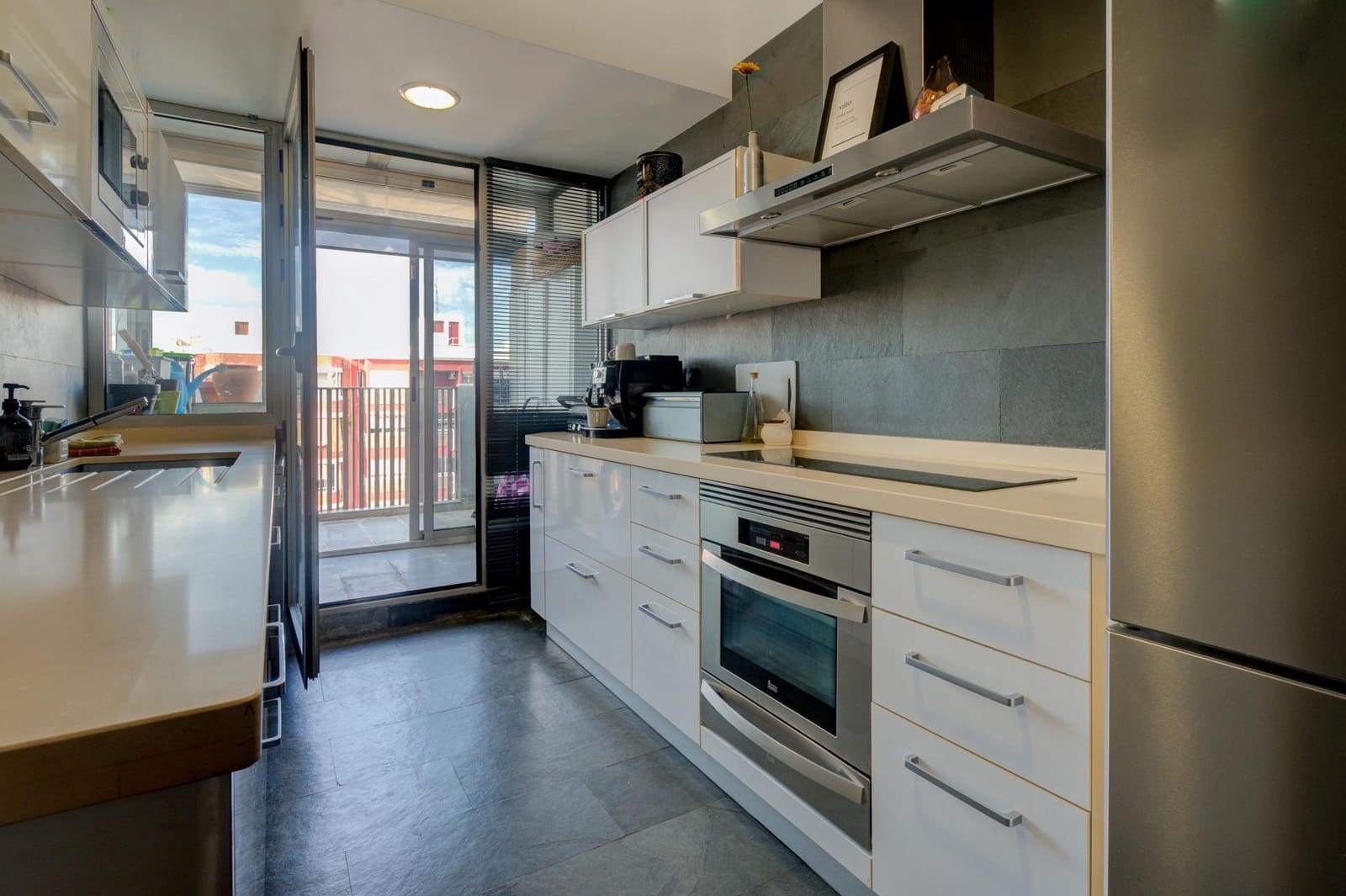 1 soveværelse Penthouse til salg i Alicante by med garage - € 429.500 (Ref: 10147133)